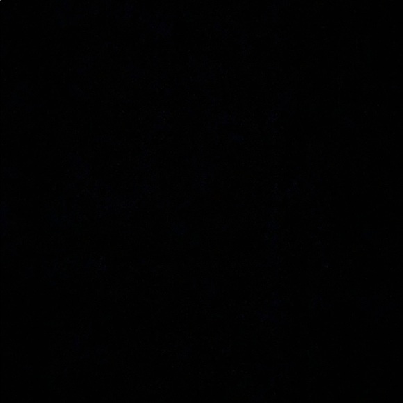 Meet your Posher, Ariel - Picture 1 of 1